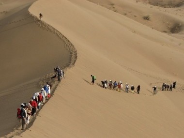 جمشیدی فرماندار شهرستان «بجستان» در گفت‌وگو با «دنیای اقتصاد» مطرح کرد: