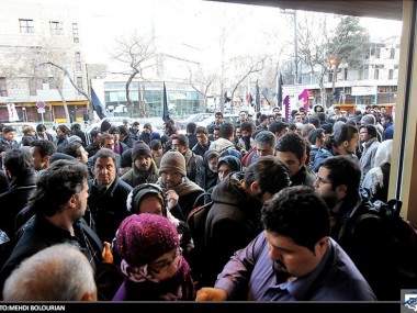 «دنیای اقتصاد» مسأله برگزاری جشنواره فجر امسال را در مشهد بررسی می‌کند: