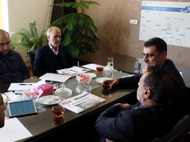 در میزگرد «دنیای اقتصاد» با حضور 4 نفر از کاندیداهای اصلاح‌طلبان و اصول‌گرایان مطرح شد: