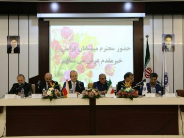 «دنیای اقتصاد» از نشست هیأت تجاری جمهوری چک با فعالان اقتصادی گزارش می‎دهد؛