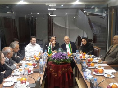 فعالان اقتصادی در نشست مشترک خواستار شدند؛