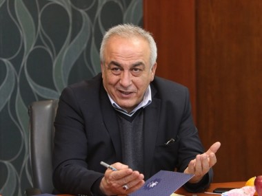 «محمود سیادت» از سختی‌های صادرات و سختی فعالیت در تشکل‌های بخش خصوصی می‌گوید: