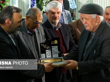 در همایش کارآفرینی و تجلیل از کارآفرینان برتر خراسان رضوی مطرح شد؛