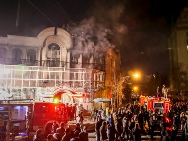 «دنیای اقتصاد» به بهانة مناظرات انتخاباتی تبعات حمله به سفارت عربستان بر گردشگری را بررسی می‎کند؛