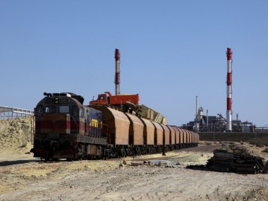 دنیای اقتصاد از چند و چون تولید گوگرد در خراسان رضوی و لزوم فراوری این ماده گزارش می‌دهد