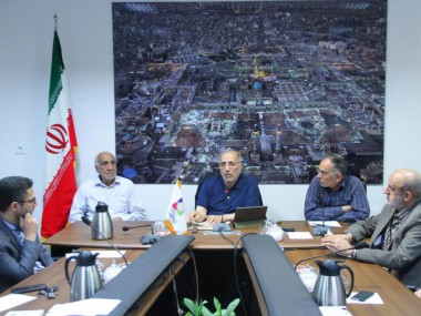 هادی خانیکی در پژوهشکده ثامن مشهد تشریح کرد: