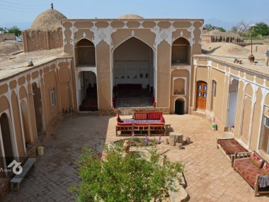 دنیای اقتصاد فرصت‌ها و چالش‌های صنعت اقامتگاه‌های بومگردی را بررسی می‌کند