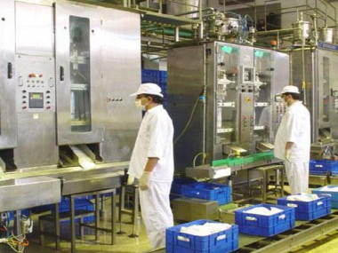 دنیای اقتصاد از مشکلات این روزهای تولیدکنندگان کالاهای صادراتی گزارش میدهد