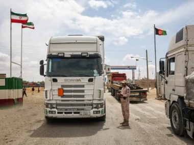 نیازها و ظرفیت‌های حمل و نقل بین‌المللی خراسان رضوی در سال 1400 کدام است؟