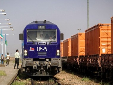 معضل صادرکنندگان خراسانی برای حمل ریلی کالا همچنان برقرار است