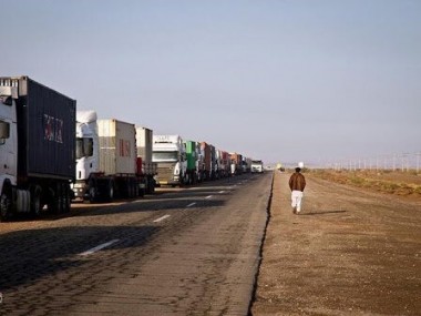 ادعای فرماندار تایباد درباره نوبت‌دهی هوشمند در دوغارون و بی‌اطلاعی بخش خصوصی